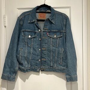 Levi’s 90’s Trucker Jean/Denim Jacket